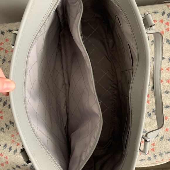 Genuine Bag/Tote Ash Grey 16x11x6 Pristine - Picture 5 of 8